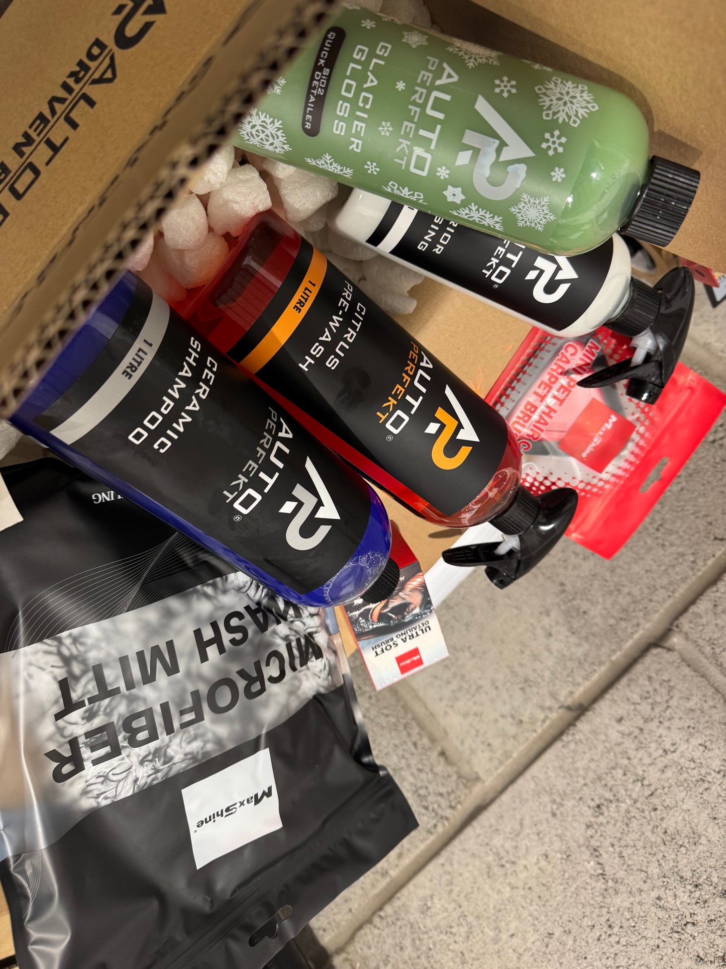 DETAILING MYSTERY BOX