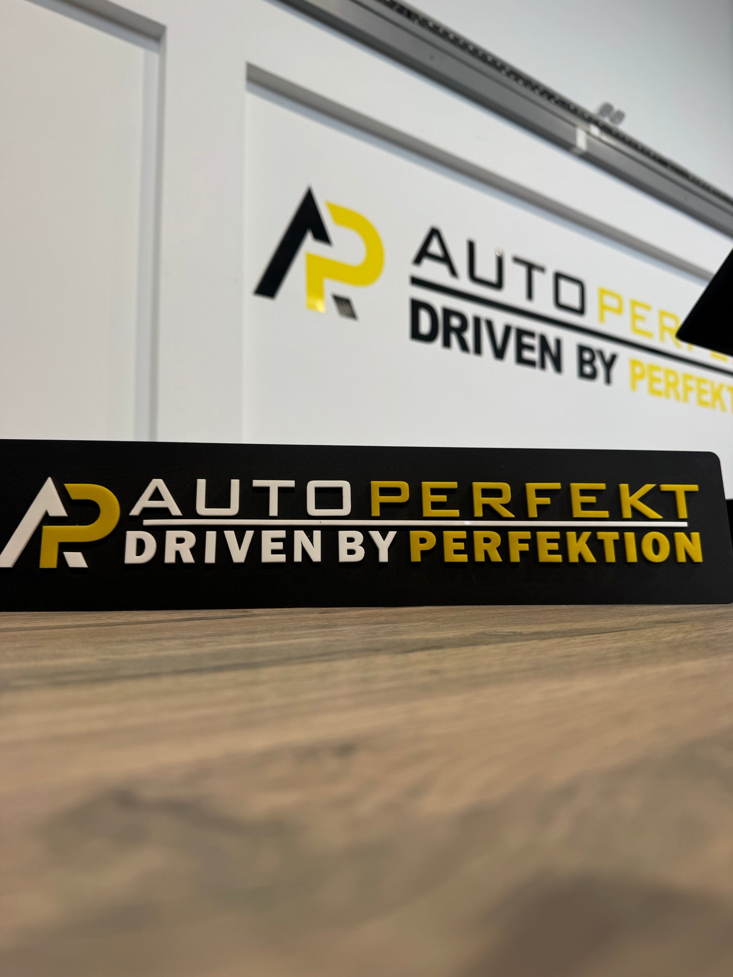 Autoperfekt Driven To Perfektion Show Plates